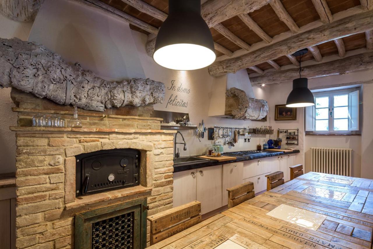 Borgo San Sisto B&B تودي المظهر الخارجي الصورة
